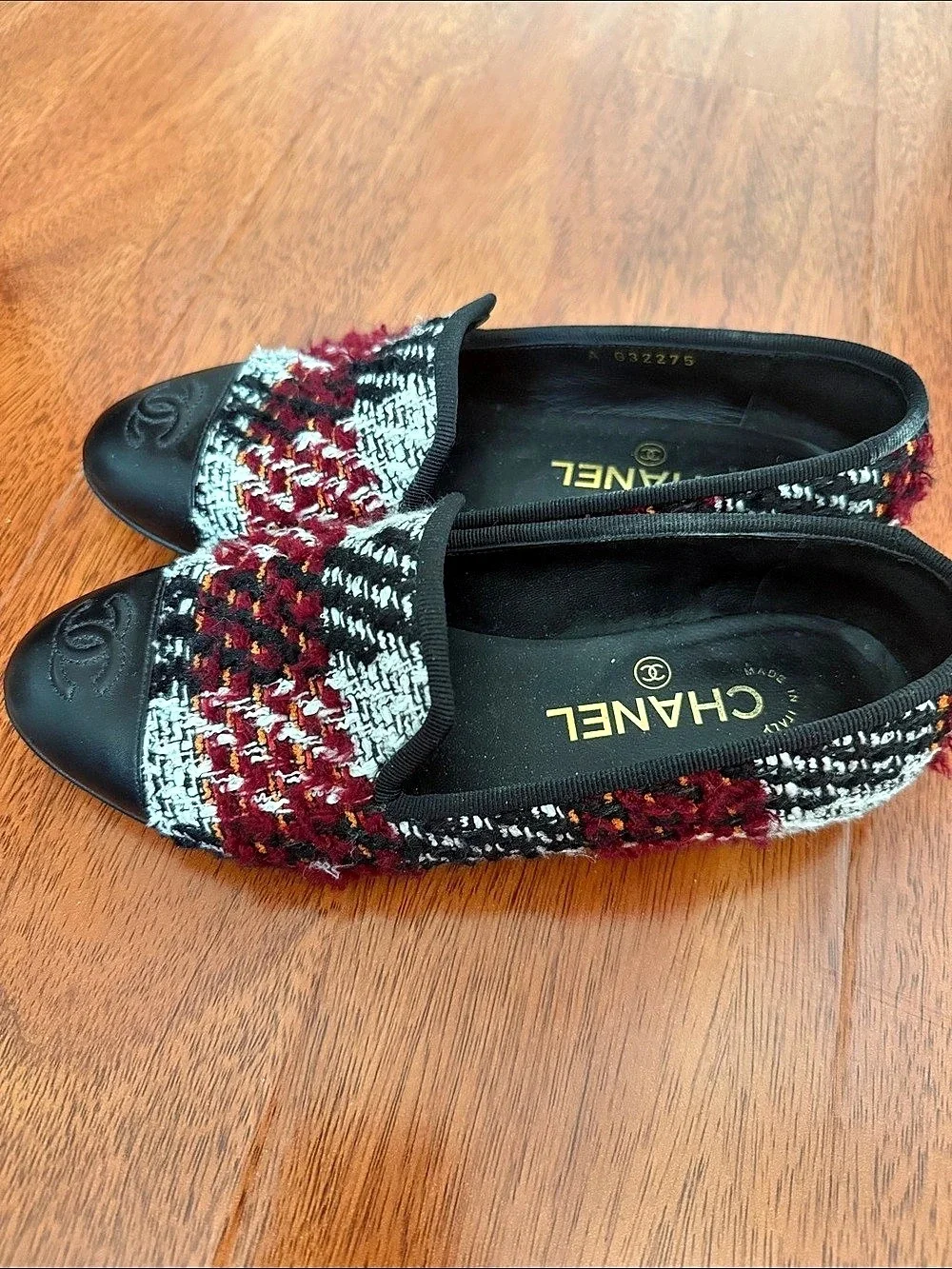Chanel Tweed Houndstooth Flats Black & Red EU 36C